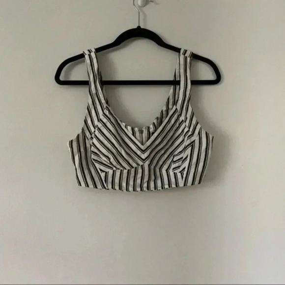 BCBGmaxazria striped linen blend crop top 6 - Picture 4 of 9